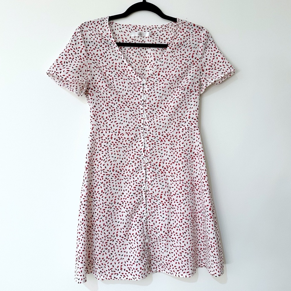 Missguided Button Through Tea Dress in Sprinkle Print Size 4